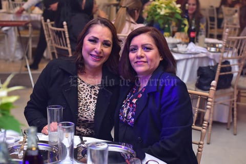 18122018 Ruth y Claudia.