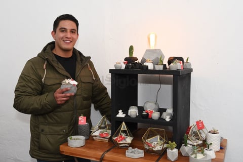 Realizan con éxito Vaivén Bazar