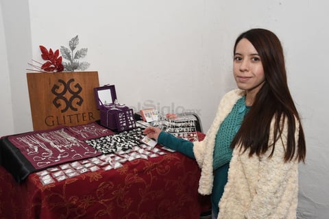 Realizan con éxito Vaivén Bazar