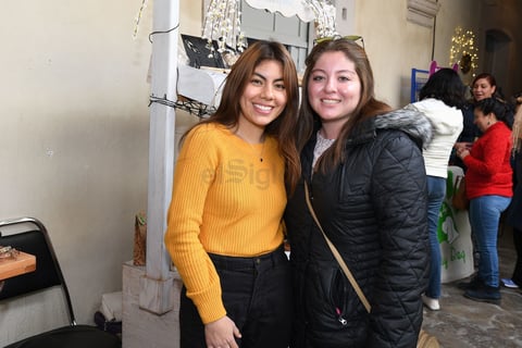 Realizan con éxito Vaivén Bazar