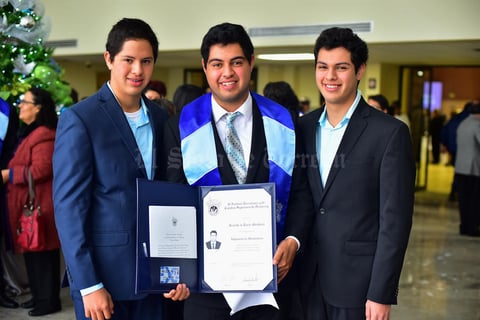 20122018 Emmanuel, Ariel y José Carlos.