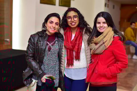 21122018 Disfrutan de concierto