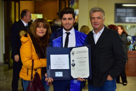 Blanca, Daniel y Roberto