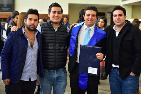 Tato, Daniel, Coche y German