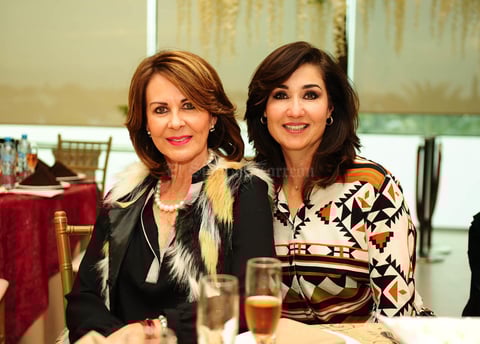 Gabriela y Monica