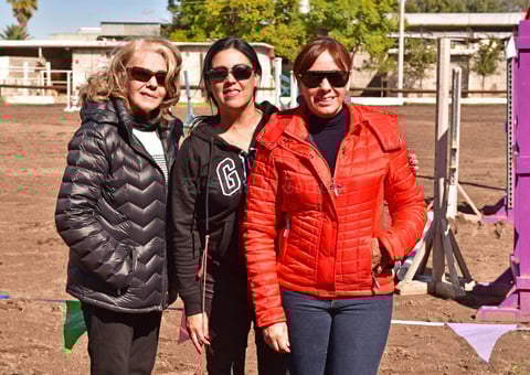 Lourdes, Lourdes y Barbara