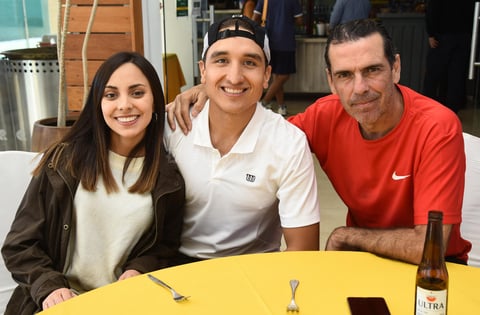 Maria Fernanda, Marco Antonio y Jorge