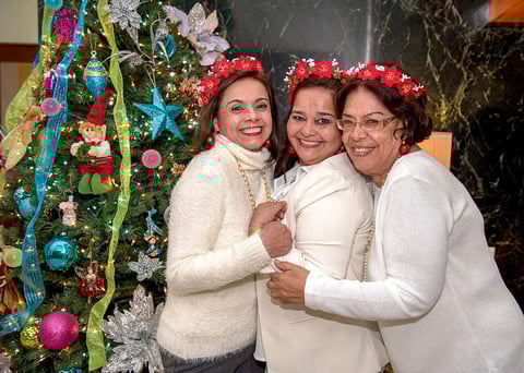 24122018 Celebran su amistad