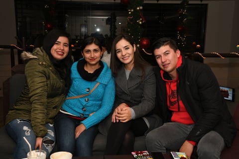 Ana Karen Sánchez, Marcela Chairez, Nereida Gutiérrez y Gustavo García.