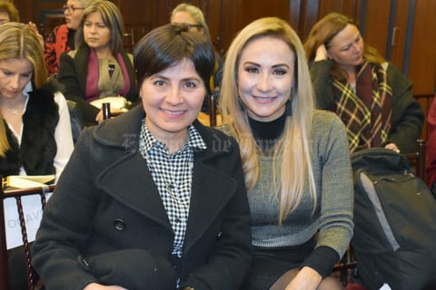 28122018 Gabriela y Ana Isabel.