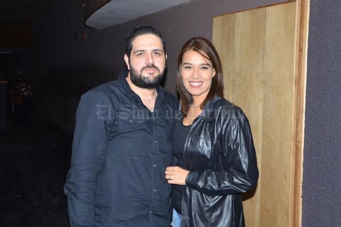 31122018 EN PAREJA.  Rolando y Karina.
