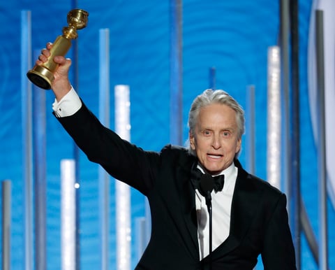 Michael Douglas ganó como Mejor actor de serie de comedia o musical por "The Kominsky Method".
