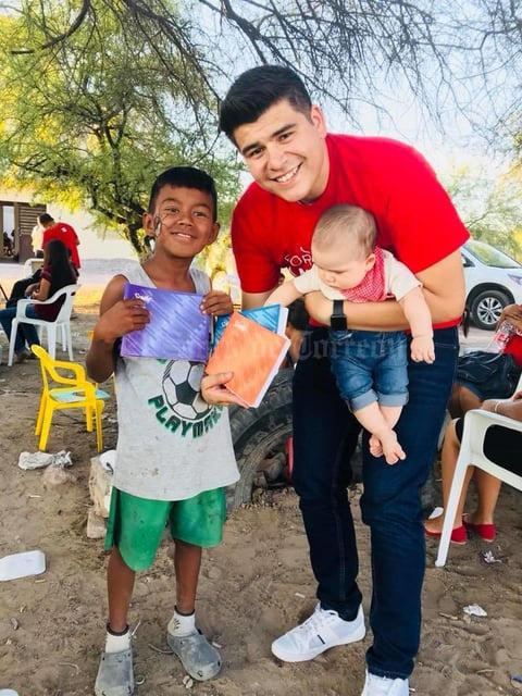 07012019 Muy contentos.