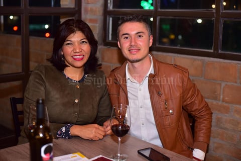 08012019 Alma Delia y Arnold.