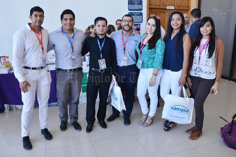10012019 EN RECIENTE EVENTO.  Gerardo, Fernando, Elías, Diego, Paulina, Araceli y Muriel.