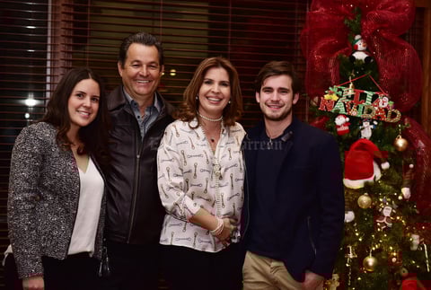 Maria Sofia,Jose,Martha y Ricardo.