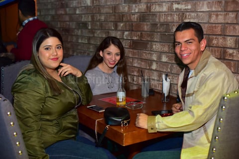 18012019 Kendy, Esmeralda y Andrés.