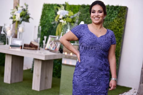 19012019 Martha lució radiante en su despedida de soltera.