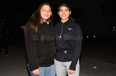 19012019 MUY CONTENTAS.  Zaide e Isabel Badillo.