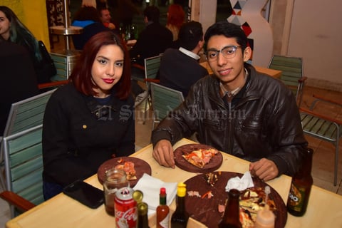 21012019 EN AMENA VELADA.  Brenda y Adrián.