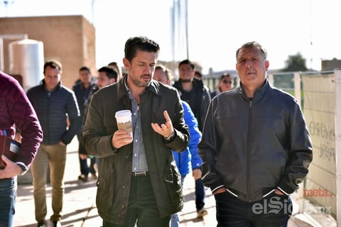 Alejandro Irarragorri fue el encargado de guiar la visita del estratega pampero.