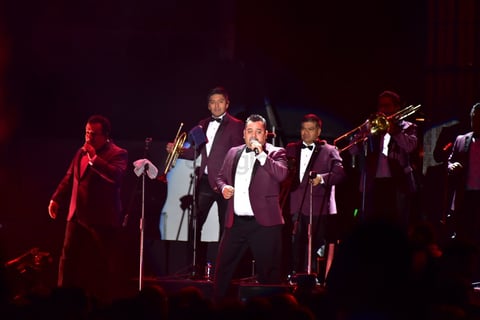 Los Ángeles Azules ponen a bailar a La Laguna