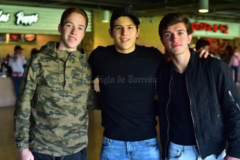 Roberto, Bernardo y Juan Pablo