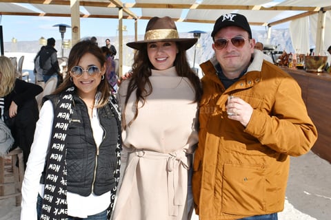 Luisa Mendez de Gonzalez, Marifer Perez y Mario Gonzalez