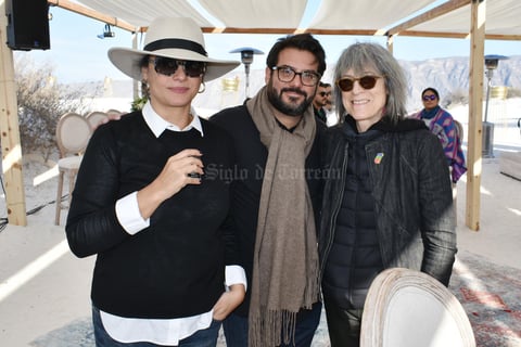 Pamela Echeverria, Rodrigo Lastra y Linda Yablonsky