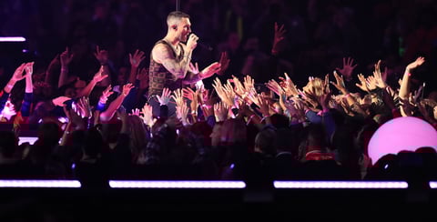 Maroon 5 ameniza el medio tiempo del SB LIII