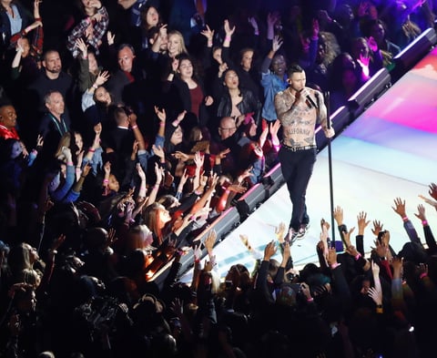 Maroon 5 ameniza el medio tiempo del SB LIII