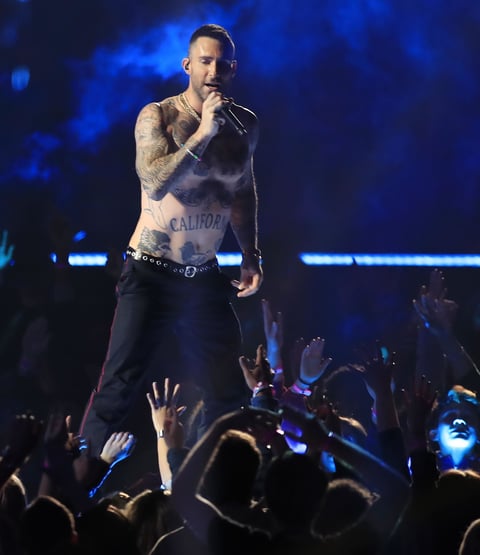 Maroon 5 ameniza el medio tiempo del SB LIII