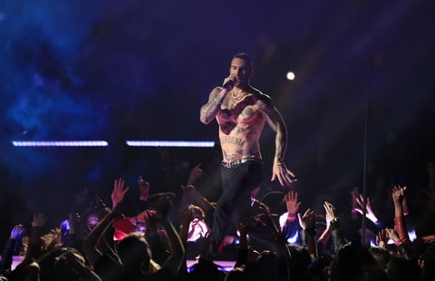 Maroon 5 ameniza el medio tiempo del SB LIII