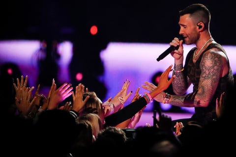 Maroon 5 ameniza el medio tiempo del SB LIII