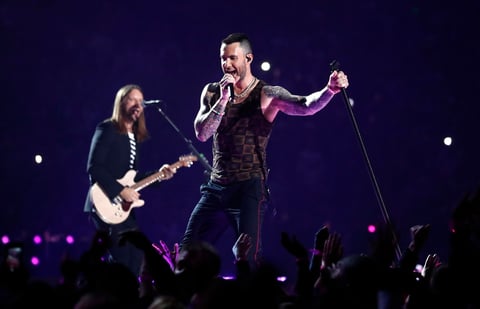 Maroon 5 ameniza el medio tiempo del SB LIII