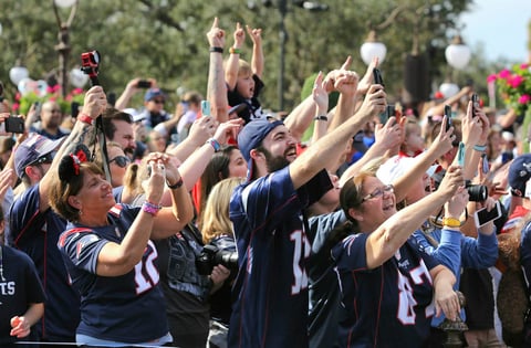 Aficionados asistieron a Disney con sus jerseys.