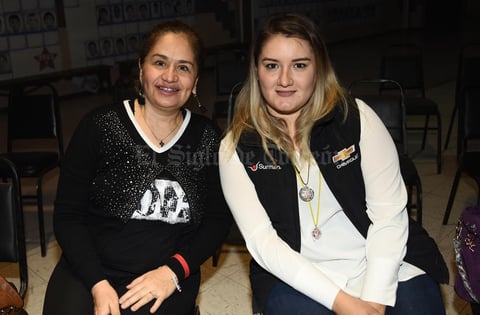 06022019 Andrea y Sandra.