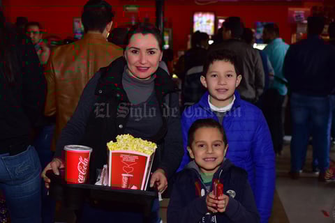08022019 Rosalía, Luis Ángel y Alejandro.