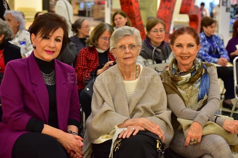 11022019 Covadonga, Phylis y Gaby.