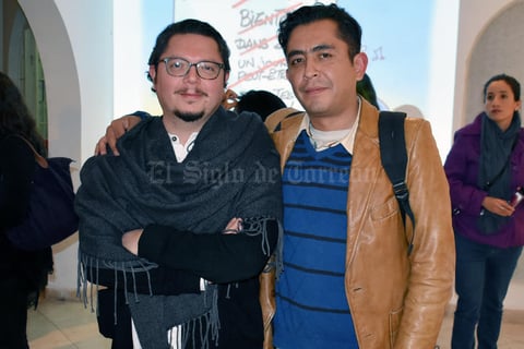 11022019 EN UNA EXPO.  David y Alfonso.