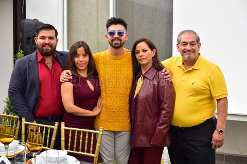 10022019 Rafael, Ana Patricia y Ricardo Hernández Cuéllar, Nonis Cuéllar y Rafael Hernández.