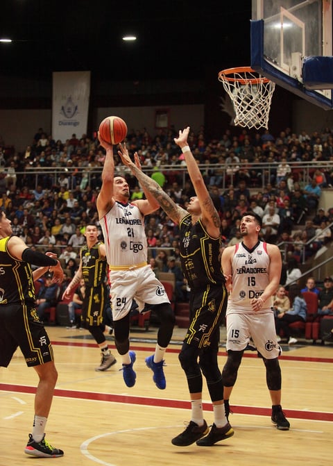 Equipo de Durango le hizo honor a su nombre y le pegó al líder, por segunda ocasión, Fuerza Regia, en esta ocasión con números de 104-82.