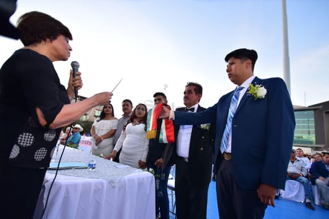Celebran bodas comunitarias en Torreón