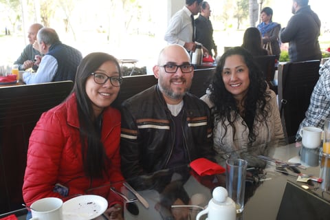 Celebran la amistad en Club Campestre de Durango