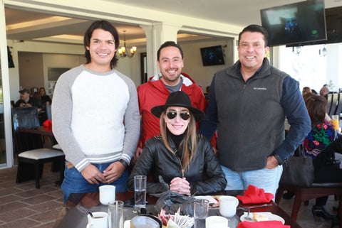 Celebran la amistad en Club Campestre de Durango