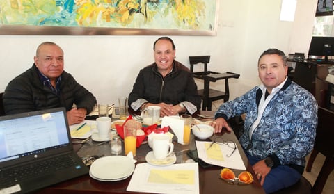 Celebran la amistad en Club Campestre de Durango