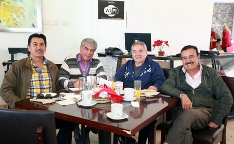 Celebran la amistad en Club Campestre de Durango