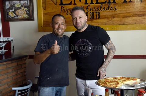 17022019 POSAN PARA LA FOTO.  René Rodríguez con Matías Vuoso.