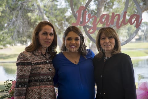 19022019 EN RECIENTE FESTEJO.  Lety, Lizania y Susy.