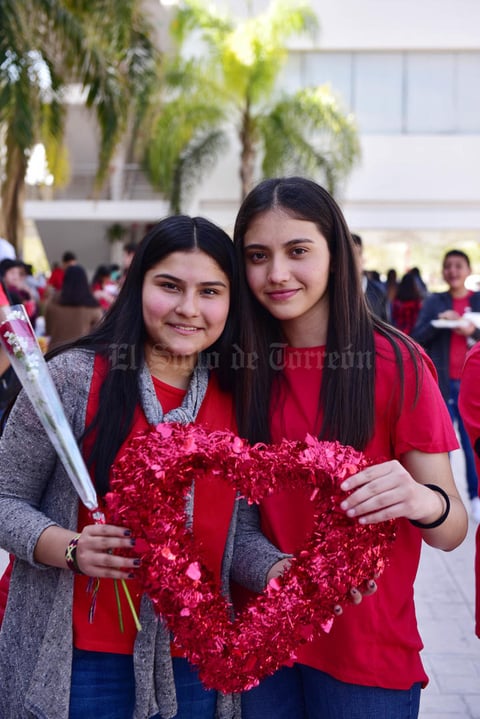 19022019 MUY LINDAS.  Manery y Marcela.